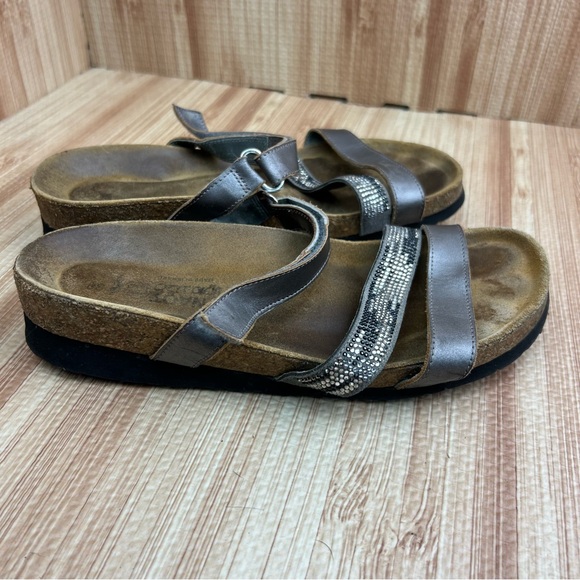 NAOT Sandals Womens 7 38 Columbus Metallic Leather Silver with Metallic Rivets - Picture 4 of 6